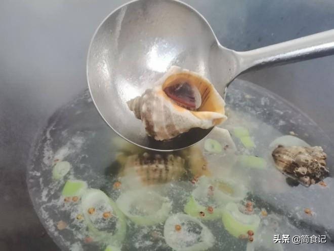 煮海螺用开水还是冷水好吃（煮海螺的正确方法）-4