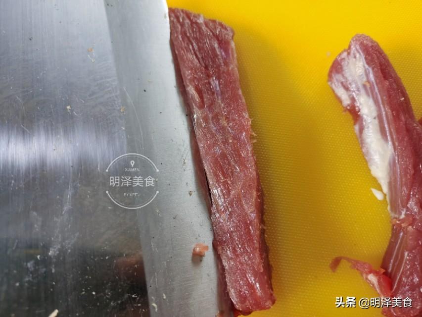 一斤牛肉出多少牛肉干（牛肉干的制作方法家常简单）-7