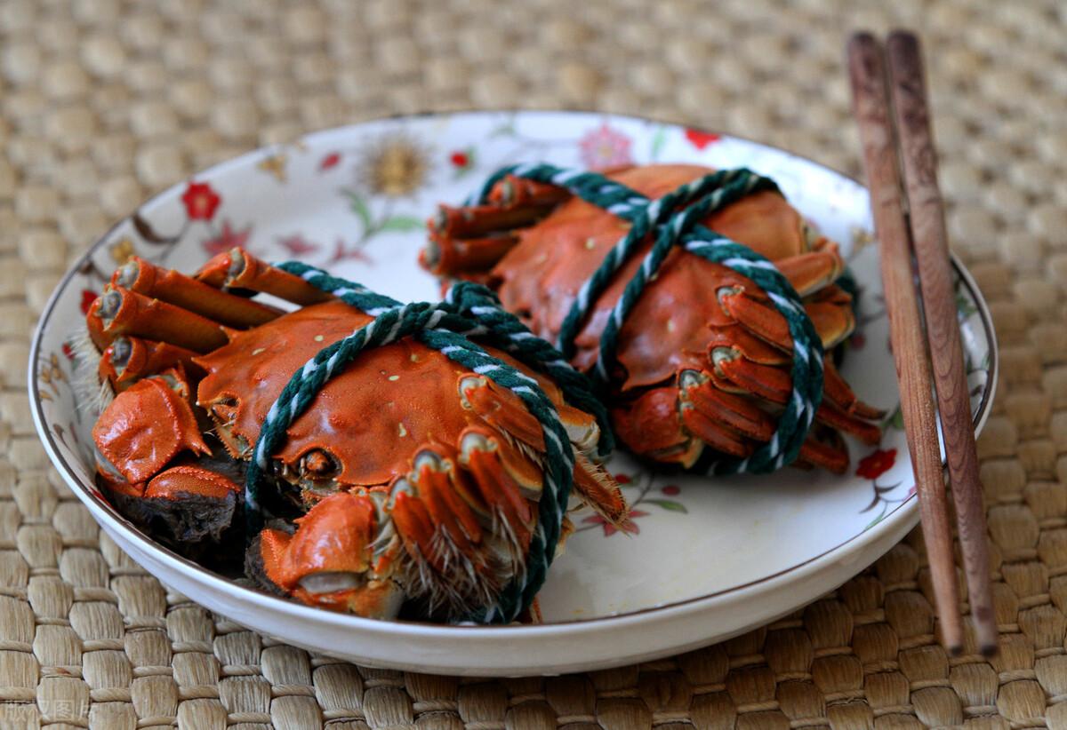 青蟹和梭子蟹哪个更好吃（螃蟹的种类有哪些）-1
