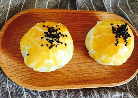 蛋黄酥保质期一般是多久（蛋黄酥保存方法）-2