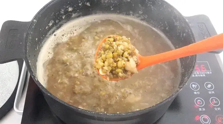 煮绿豆汤绿豆要泡多久（绿豆有哪些吃法）-11