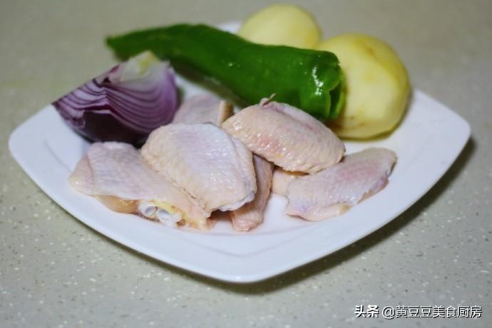 鸡翅怎么腌制烤出来才好吃（鸡翅的腌制方法和配料）-2