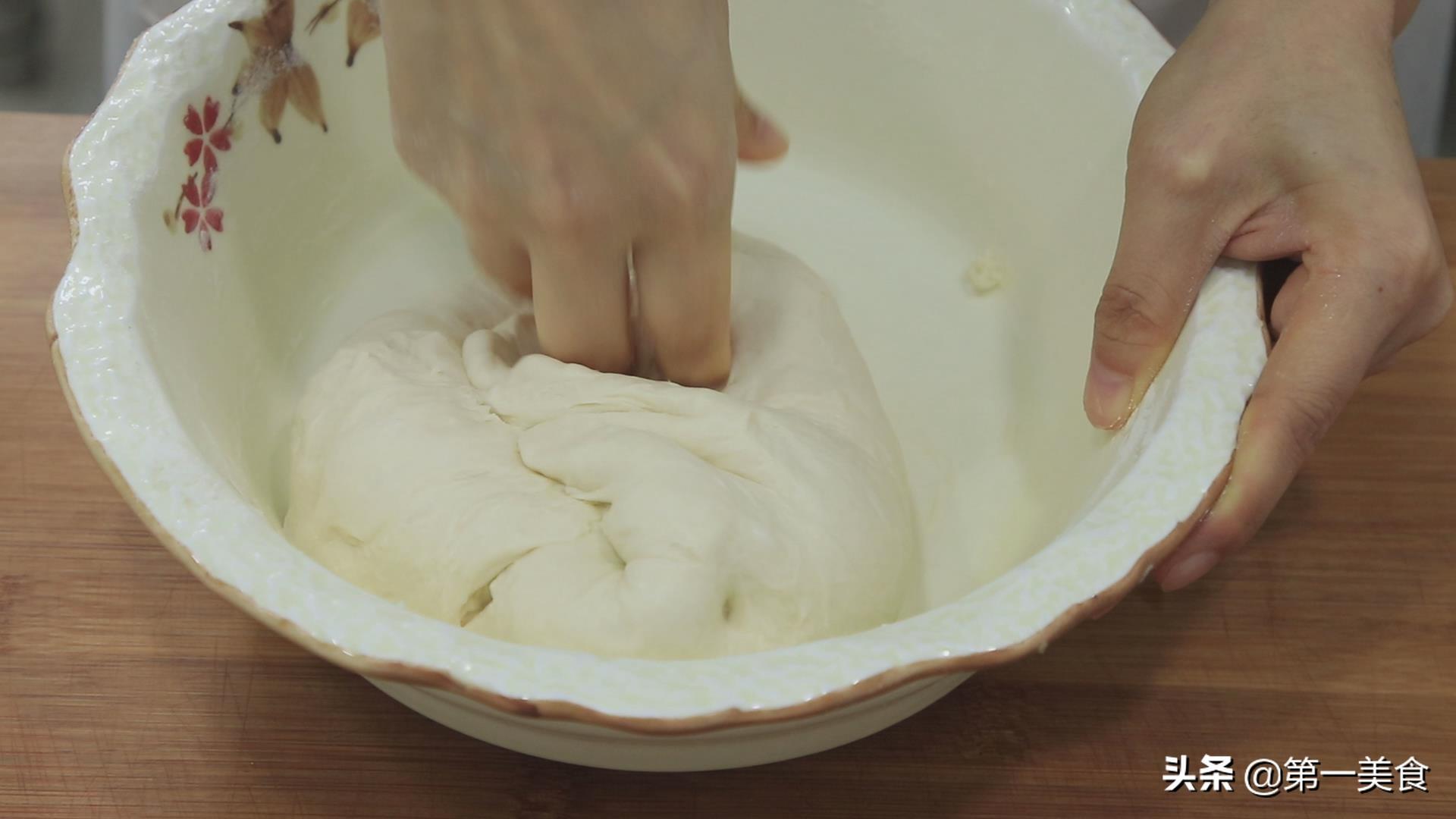 烤箱做面包的家庭做法简单易学（用烤箱做面包教程）-9