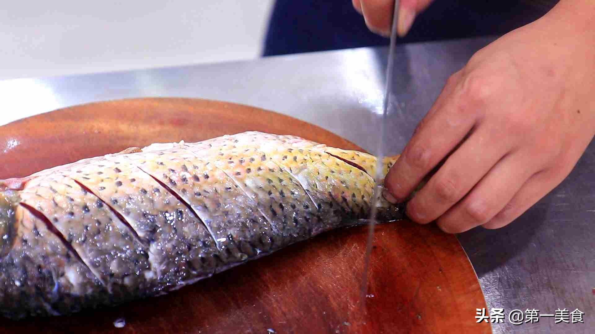 红烧鱼怎么做好吃又简单的做法（正宗的红烧鱼块的家庭做法）-3