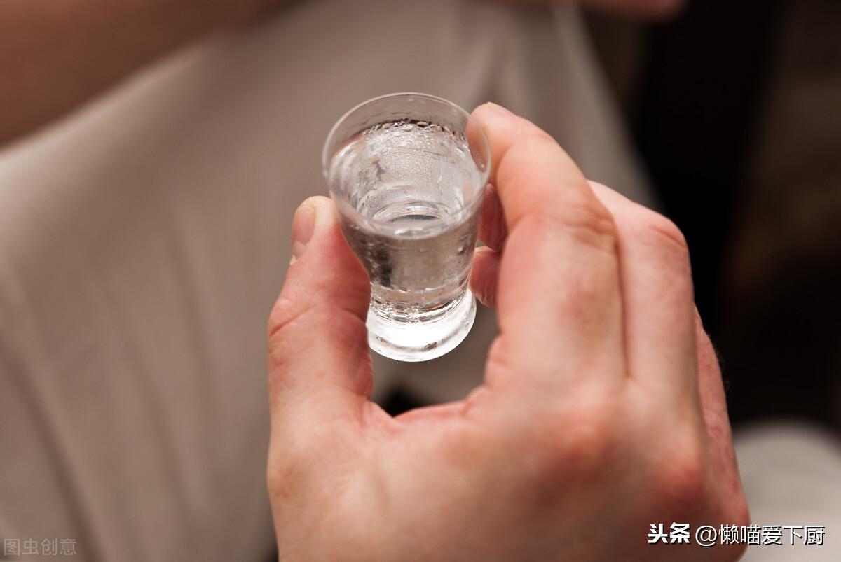 红毛烧酒和白酒的区别（东北小烧酒的特点）-2