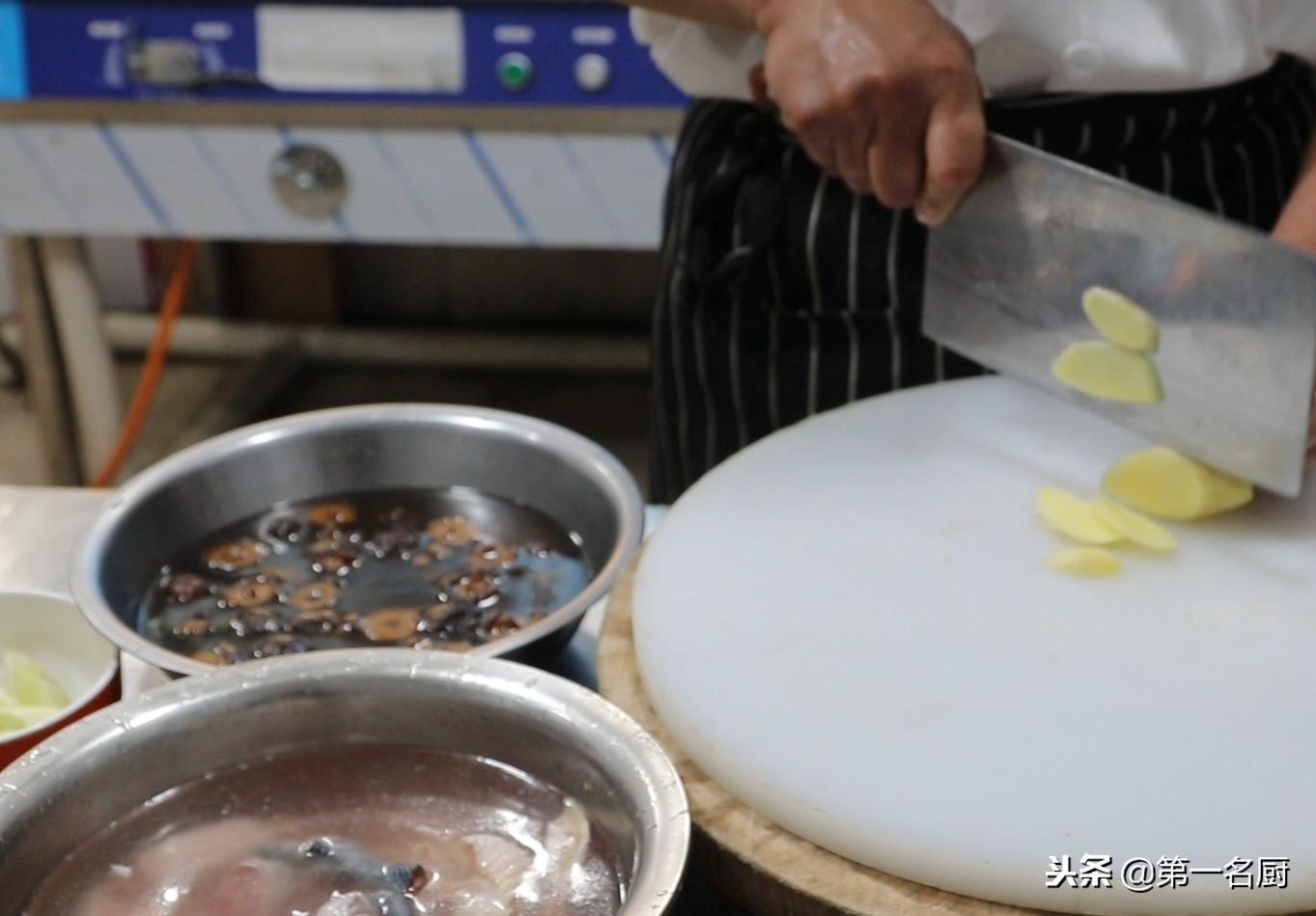 香菇炖鸡汤怎么炖好吃又好喝-6