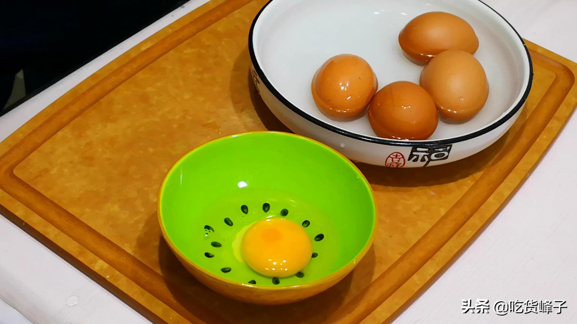 怎样煮一个完整的荷包蛋（煮荷包蛋是开水煮还是冷水煮）-4
