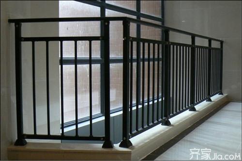 锌钢阳台护栏怎么样安装，锌钢围栏效果图一览-3