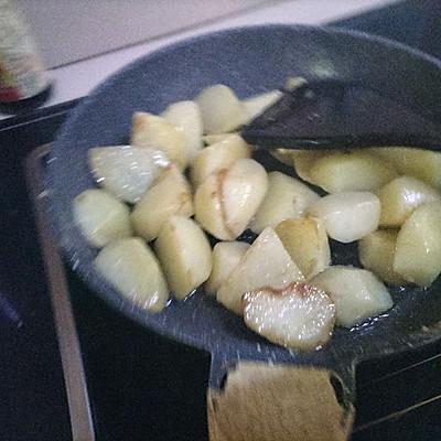 红烧土豆块的家常做法-8
