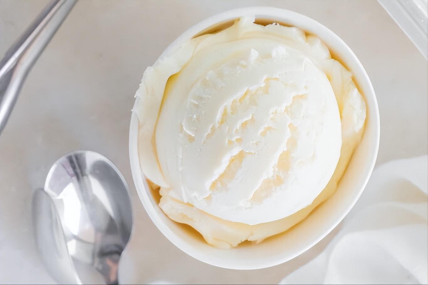 冰淇淋怎么做简单又好吃（用纯牛奶做雪糕最简单的方法）-7