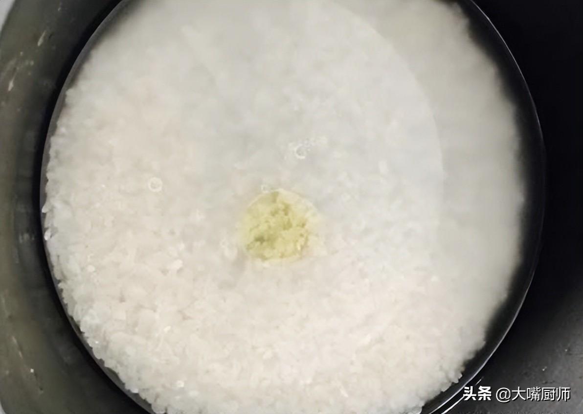 电饭锅蒸大米饭怎么做好吃_正确蒸米饭的方法-7