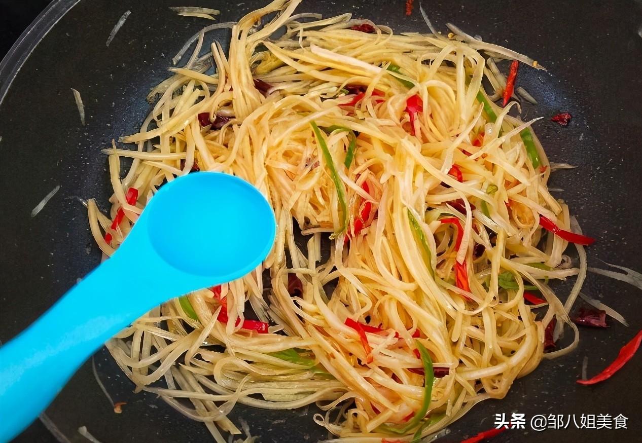 炒土豆丝怎么炒才好吃 简单家常炒土豆丝做法-6