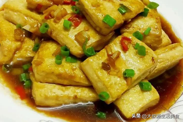 怎样炒豆腐好吃又简单（家常小炒豆腐的做法）-1