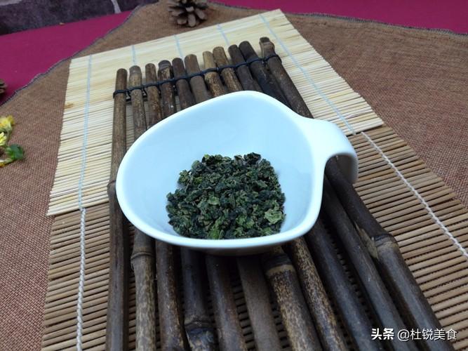 茶叶蛋煮多久才能入味（茶叶蛋需要卤多久）-4