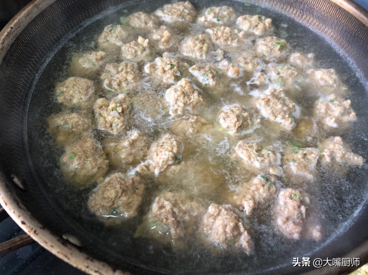 荸荠的最佳吃法和做法一学（马蹄去皮最简单的方法）-13