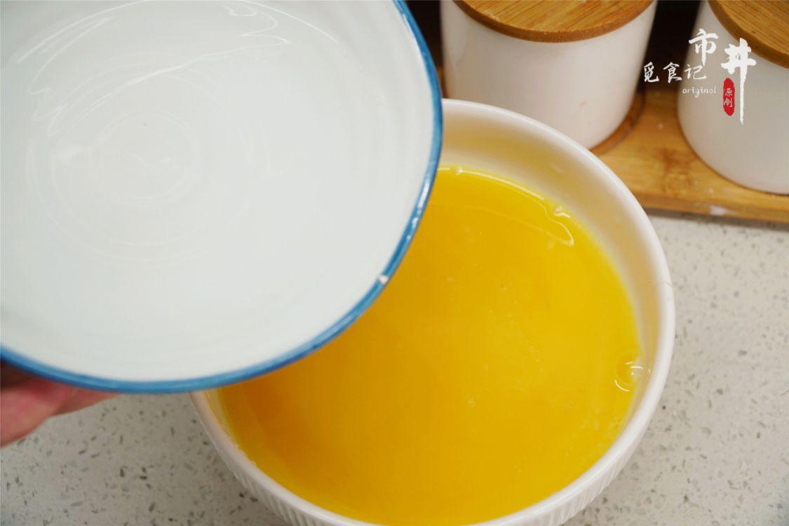 水炖蛋的做法蒸几分钟，鸡蛋羹蒸多少水最好吃-5