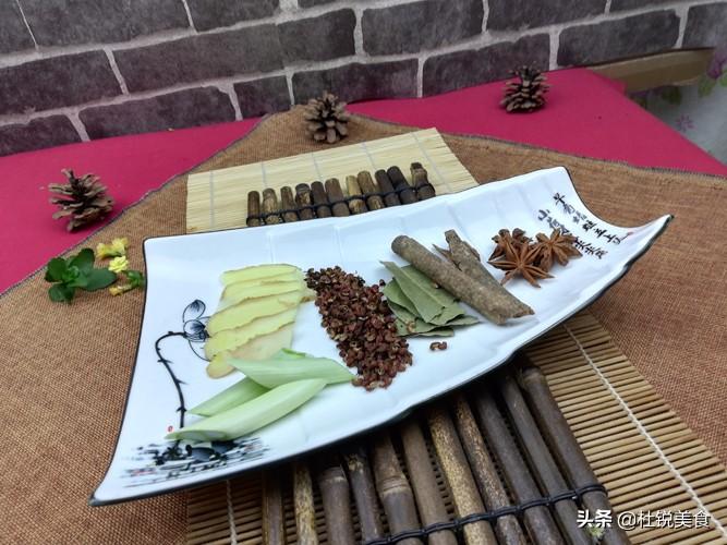 茶叶蛋煮多久才能入味（茶叶蛋需要卤多久）-2