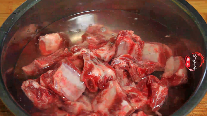 番茄酱排骨红烧的做法窍门-3