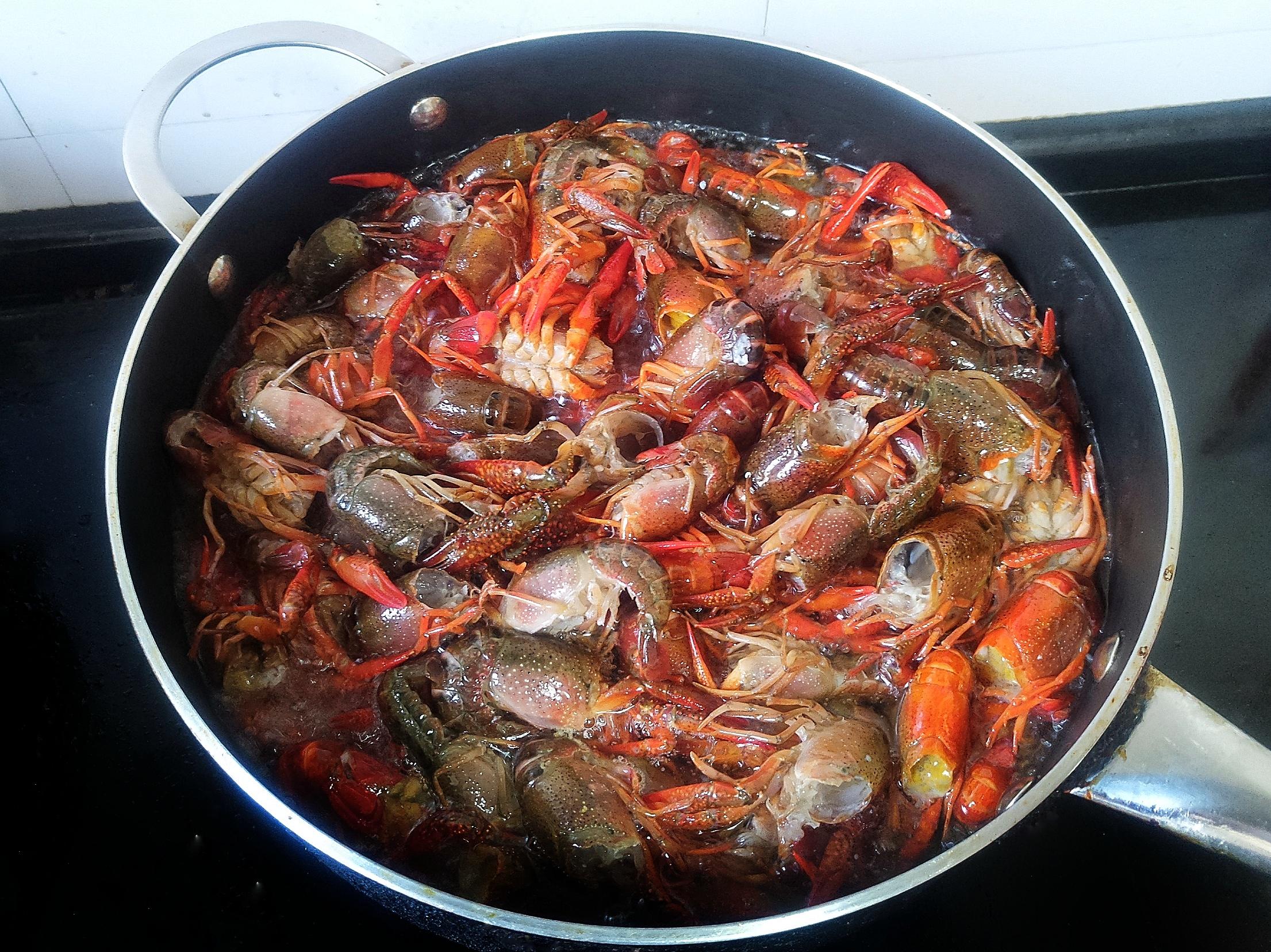 小龙虾焖煮多长时间最好吃-7