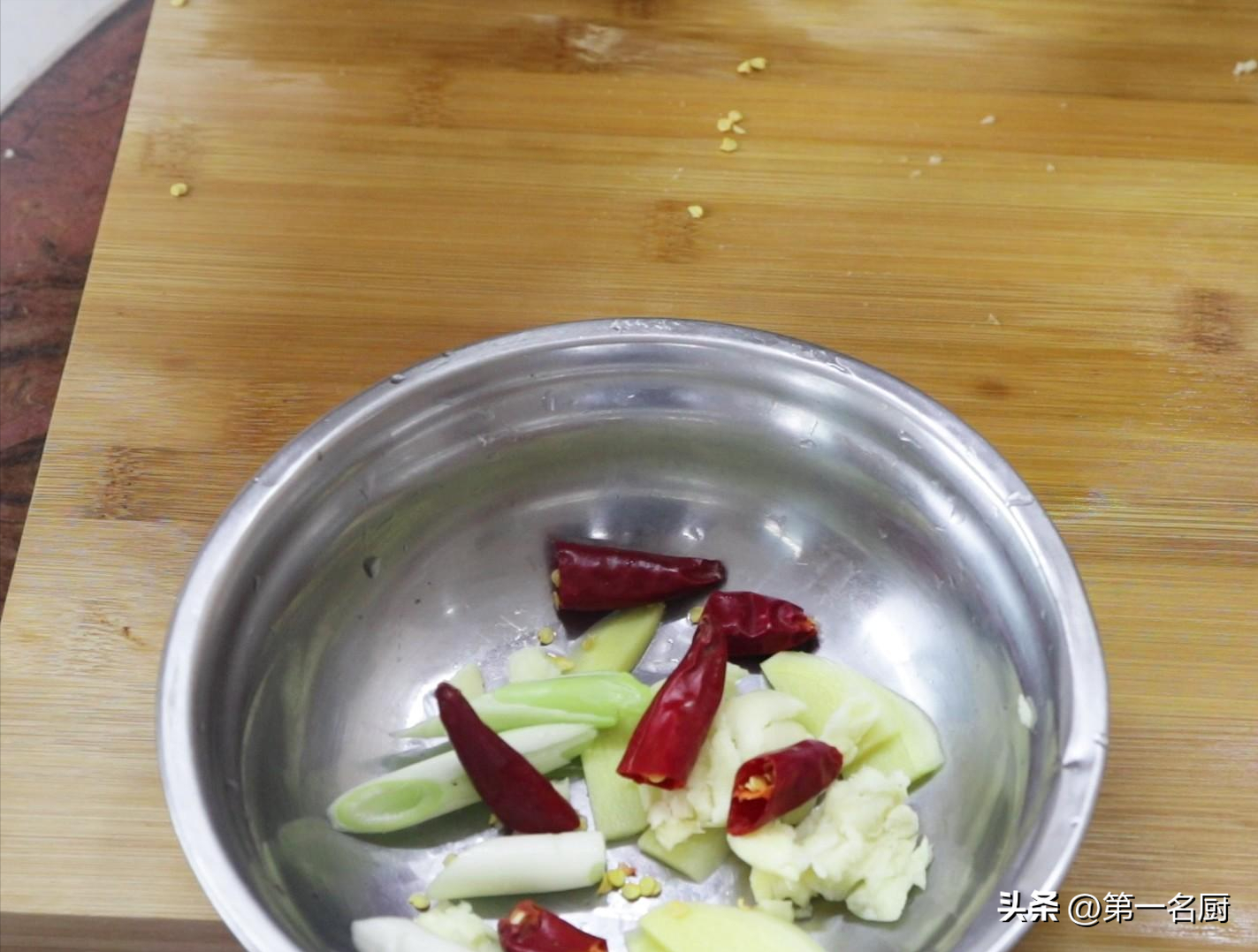干锅包菜最简单的做法-7