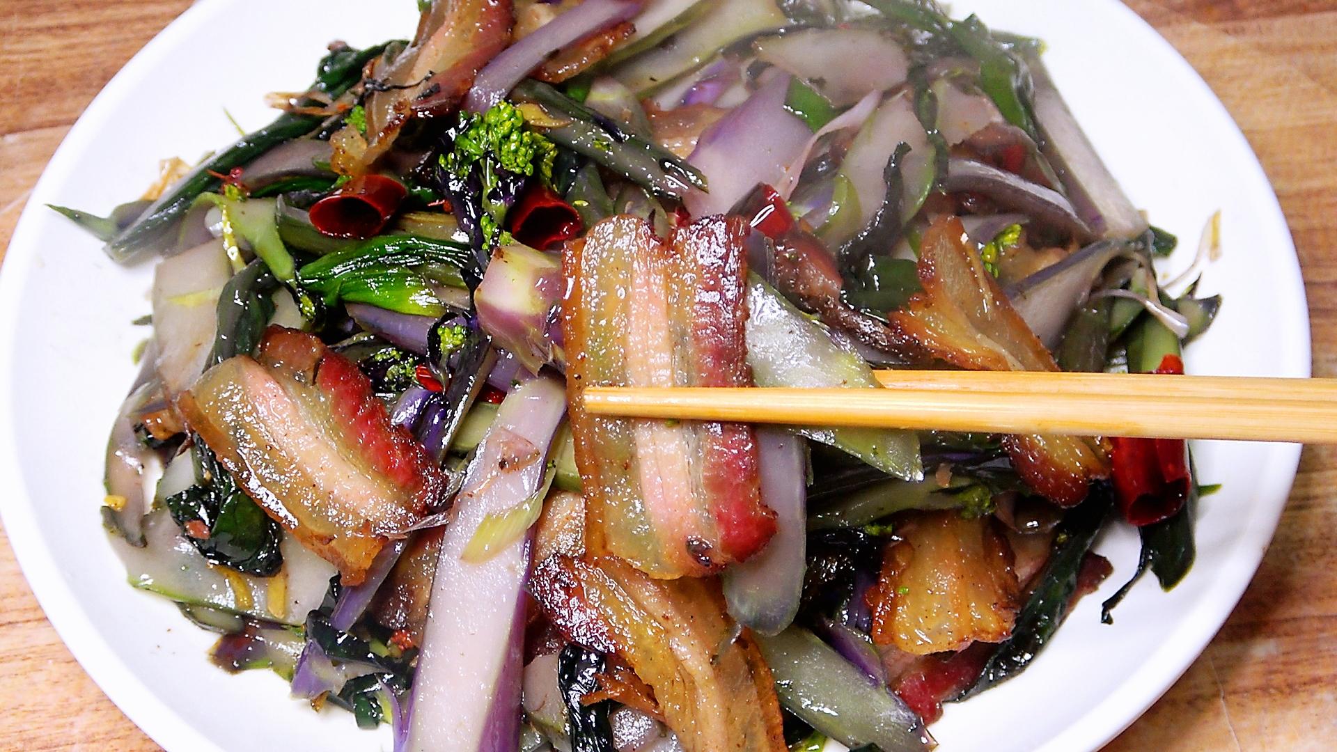 红菜苔的做法大全家常菜 菜苔炒腊肉的做法窍门-10