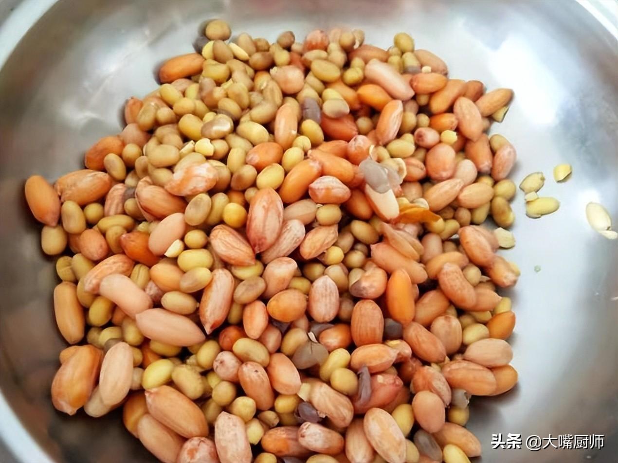 打豆浆都用什么材料最好（家庭制作豆浆的方法）-5