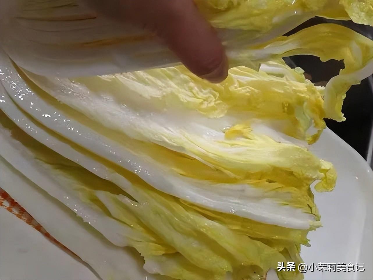 酸菜的制作方法和过程 东北大白菜腌制酸菜的方法-5