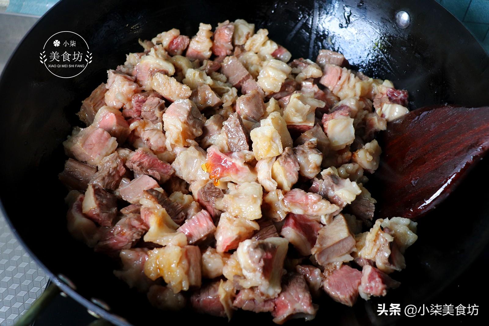 新鲜牛腩肉怎么做好吃（牛腩的制作方法和配料）-8