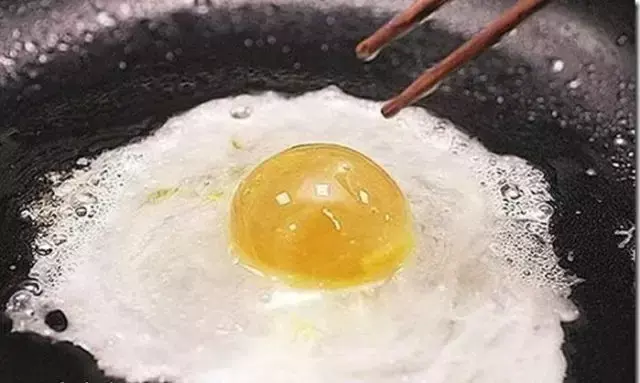 假鸡蛋制作全过程，怎么辨别真假鸡蛋？-9