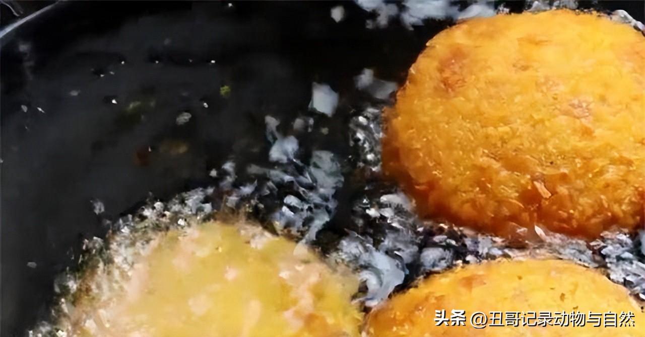 南瓜饼要怎么做才可以 面粉南瓜饼的做法大全-6