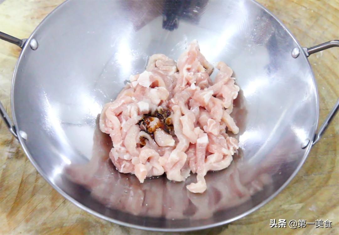 蒜苔炒肉丝的家常做法，蒜苔炒肉的正确做法-6