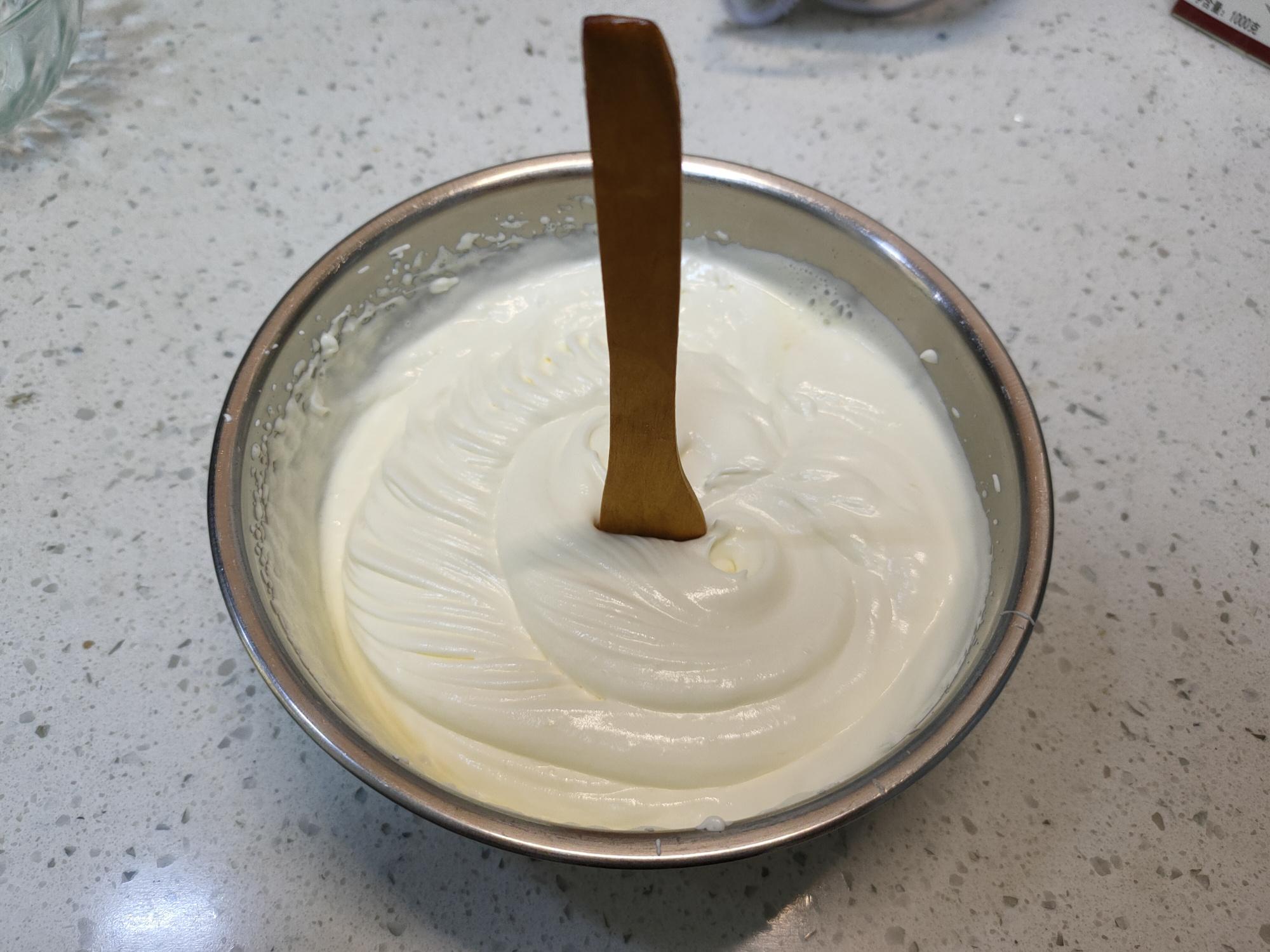 用纯牛奶做雪糕最简单的方法（怎么做小布丁雪糕）-6