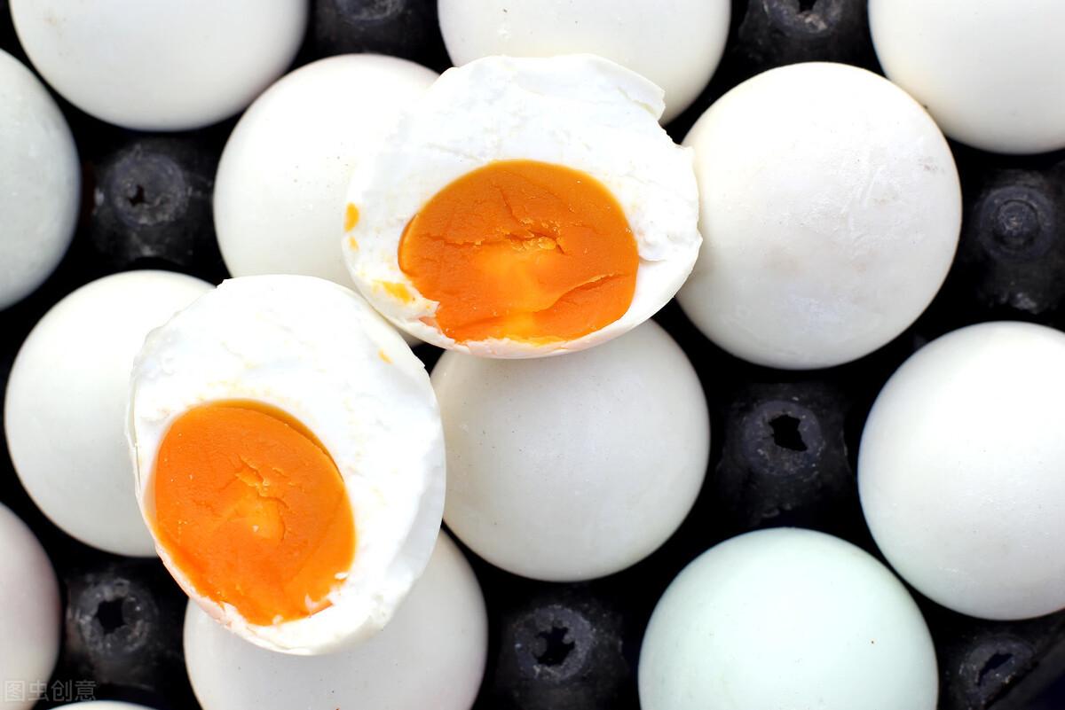 腌鸡蛋的做法 腌鸡蛋十斤鸡蛋多少盐-1