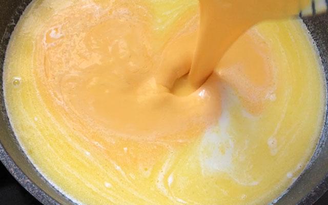 奶黄馅的做法和配方（奶黄馅料怎么做好吃）-5