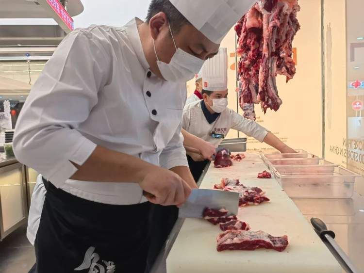 牛肉火锅怎样做好吃又简单？（牛肉火锅蘸料怎么配）-4