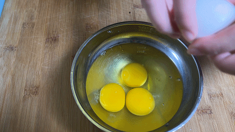 梅干菜怎么做菜，梅干菜炒鸡蛋的做法大全-5