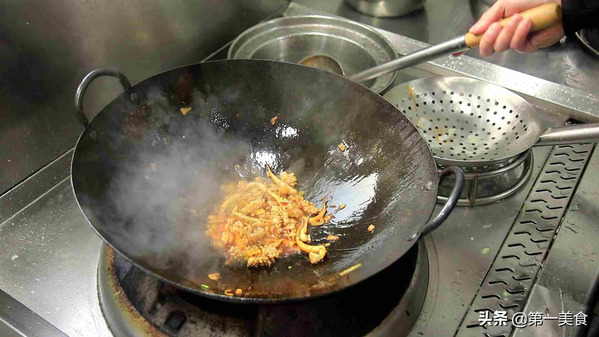 红烧鱿鱼的家常做法窍门，红烧鱿鱼干怎么做好吃又简单-8