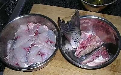 麻辣水煮鱼片的家常做法，正宗川菜酸水煮鱼制作流程-10