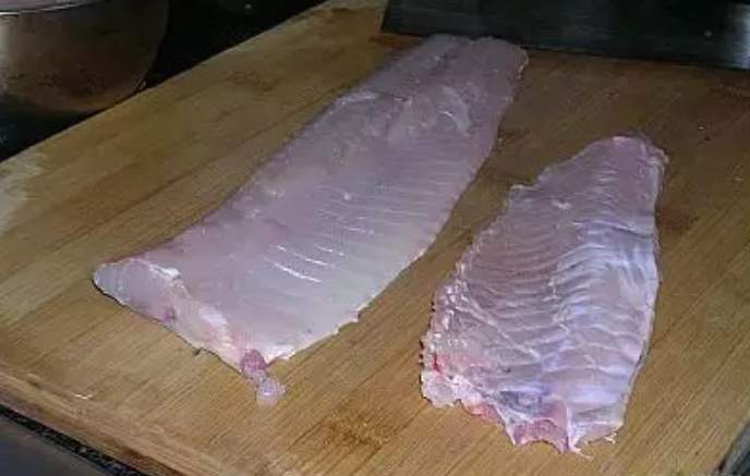 麻辣水煮鱼片的家常做法，正宗川菜酸水煮鱼制作流程-8