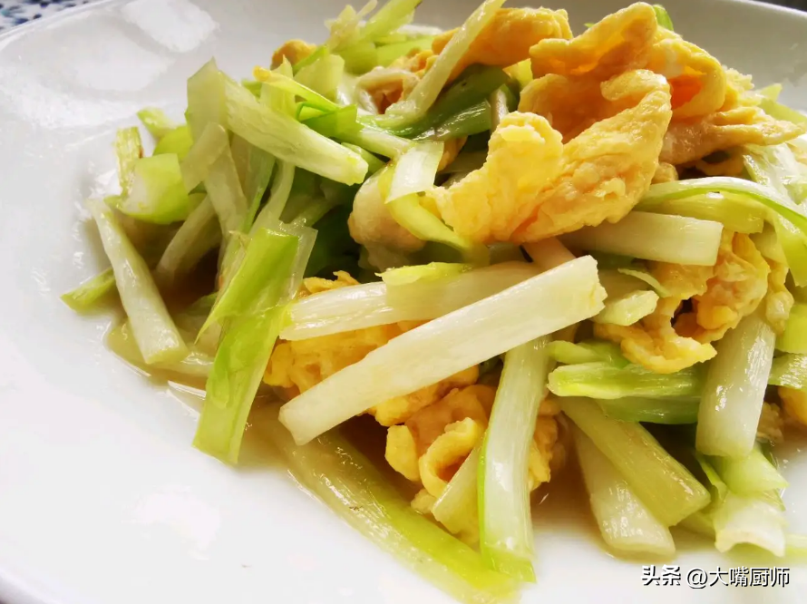 韭黄的做法配什么菜好吃，韭黄可以和哪些菜一起炒-9
