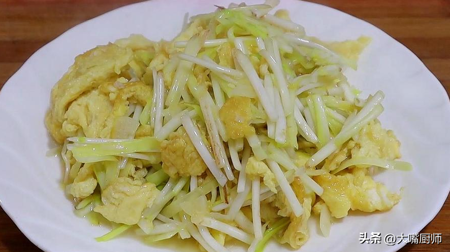 韭黄的做法配什么菜好吃，韭黄可以和哪些菜一起炒-1