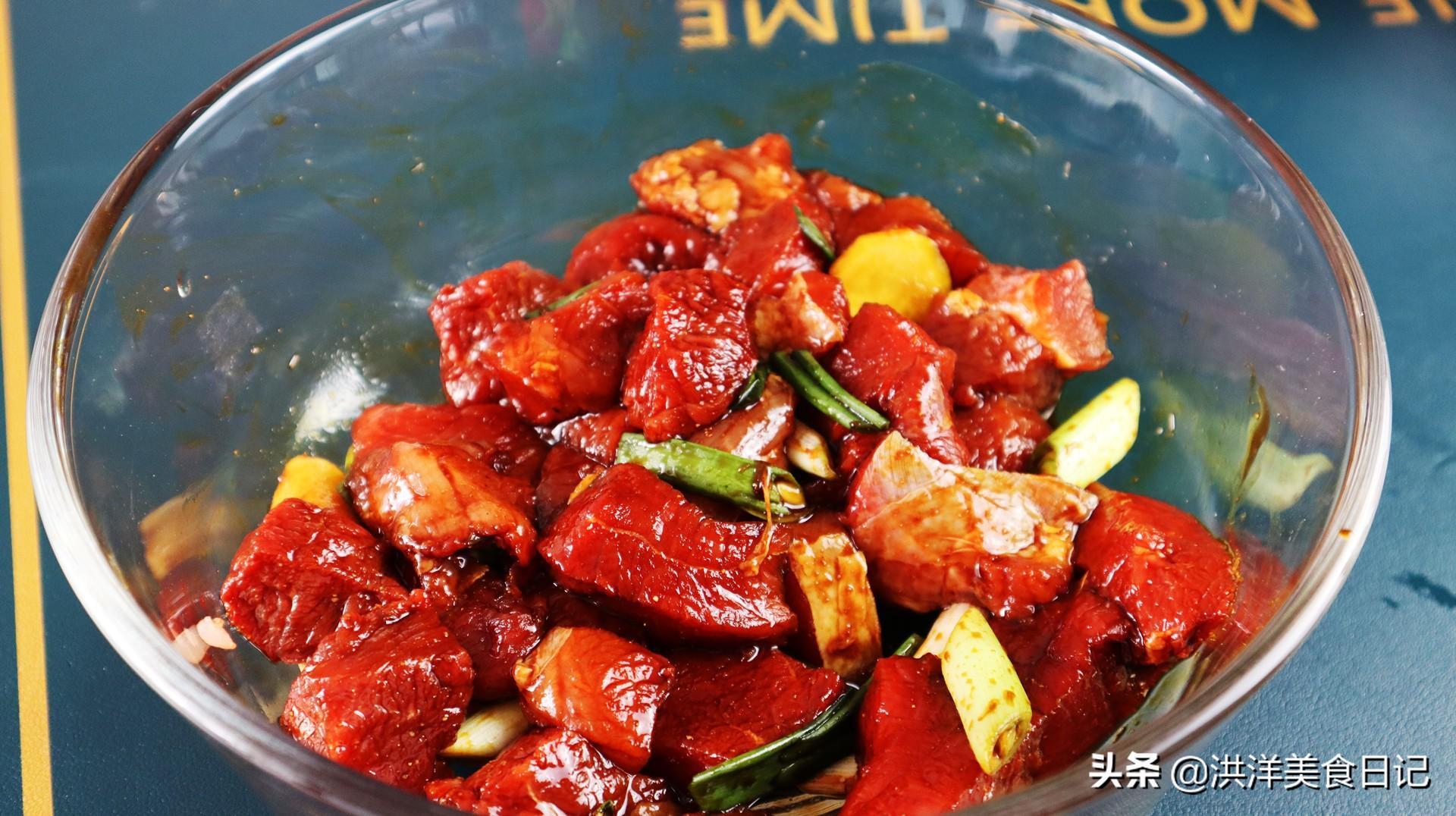 肉粽子的肉怎么腌制好吃，鲜肉粽子的配料和做法-2