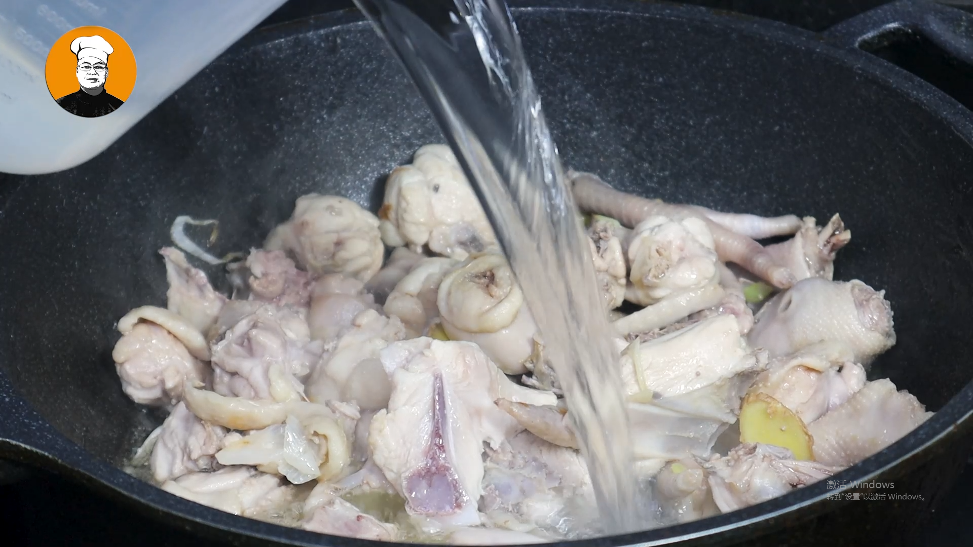 砂锅炖鸡汤一般炖多长时间_清炖鸡的正确方法-6