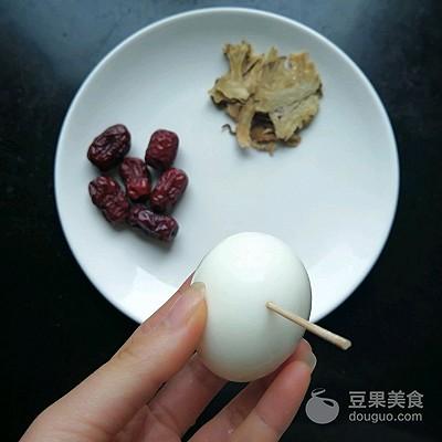 当归鸡蛋糖水怎么煮？当归鸡蛋糖水的做法-4