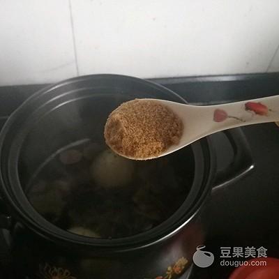 当归鸡蛋糖水怎么煮？当归鸡蛋糖水的做法-7