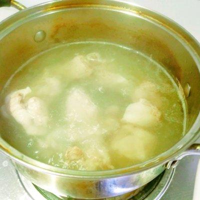 排骨炖白萝卜汤的做法（排骨萝卜汤怎么炖最好喝）-2