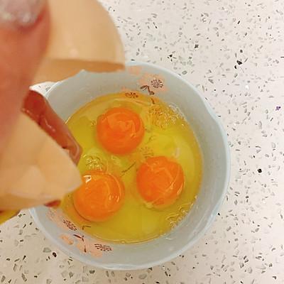 莴笋炒鸡蛋怎么做好吃又简单（莴笋鸡蛋怎样炒好吃）-3