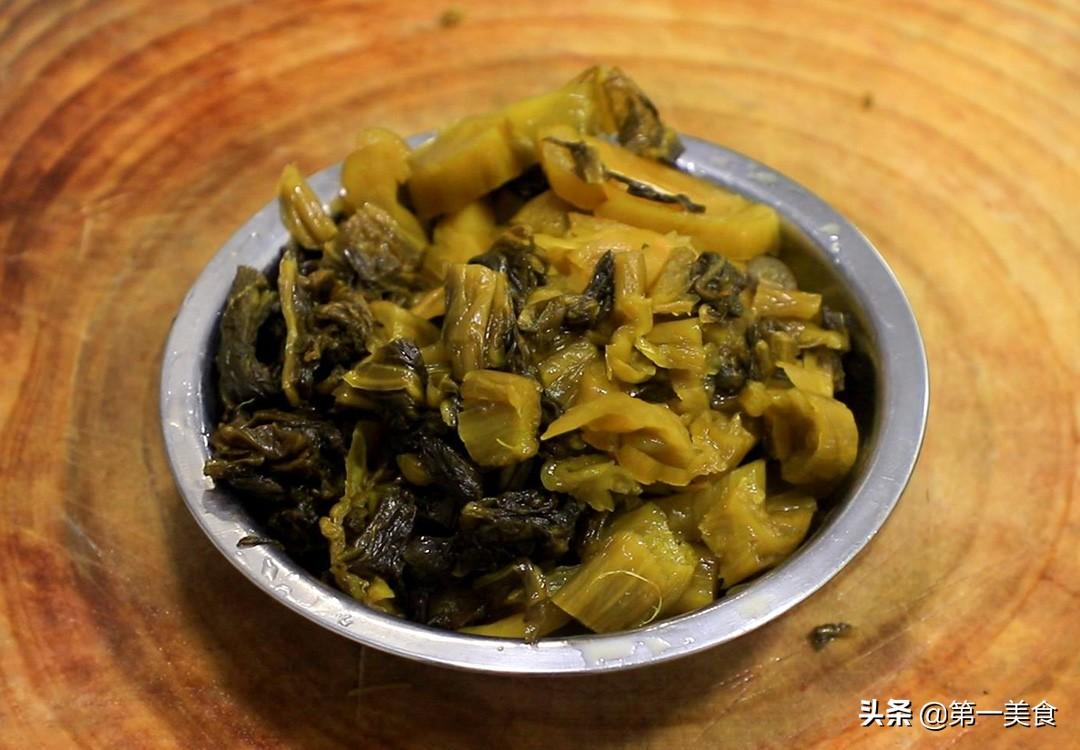 火锅鱼怎么做好吃（麻辣火锅鱼的家常做法）-7