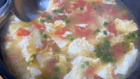 西红柿鸡蛋汤的家常做法，怎样做番茄炒鸡蛋更好吃-14