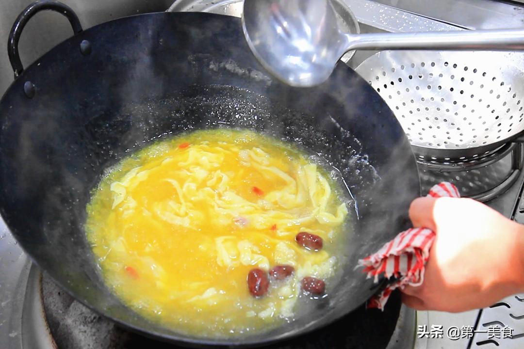 鸡蛋玉米羹的家常做法_饭店里的玉米羹咋做的-9